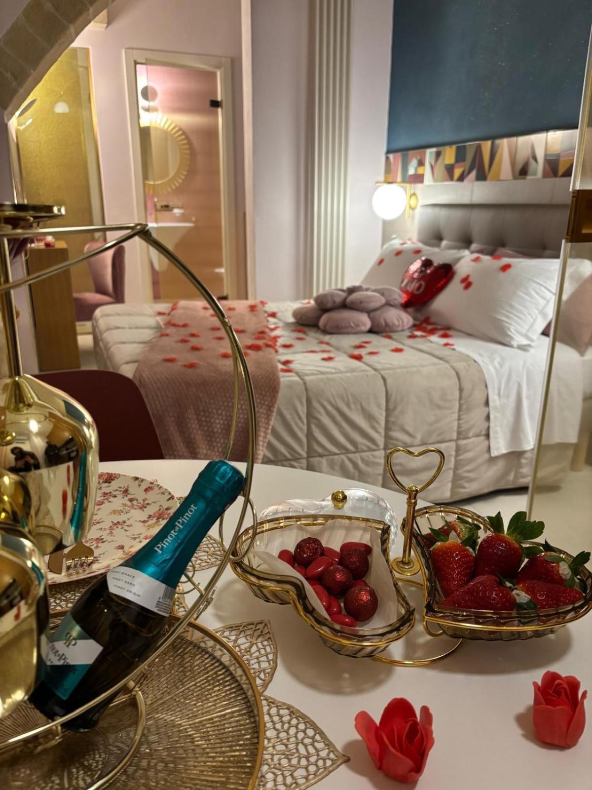 Lovely & Chic Rooms Nei Sassi Matera Zewnętrze zdjęcie